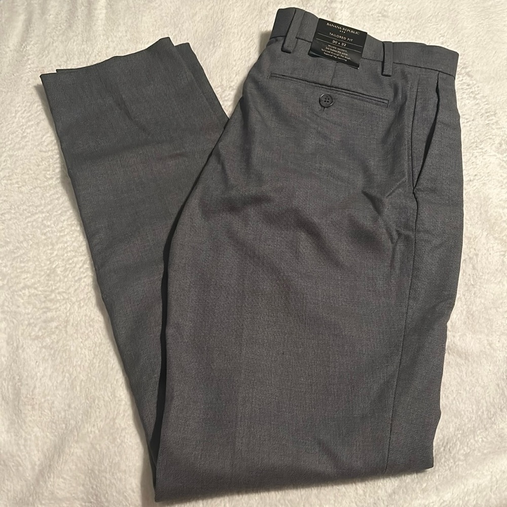 NWT Banana Republic Tailored Fit 30x32